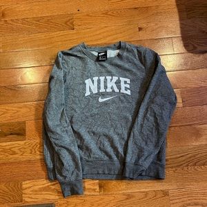 Nike sweatshirt woman’s